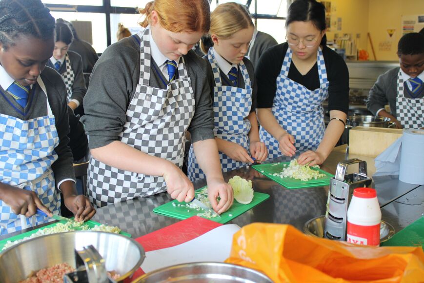 how to make chinese new year dumplings